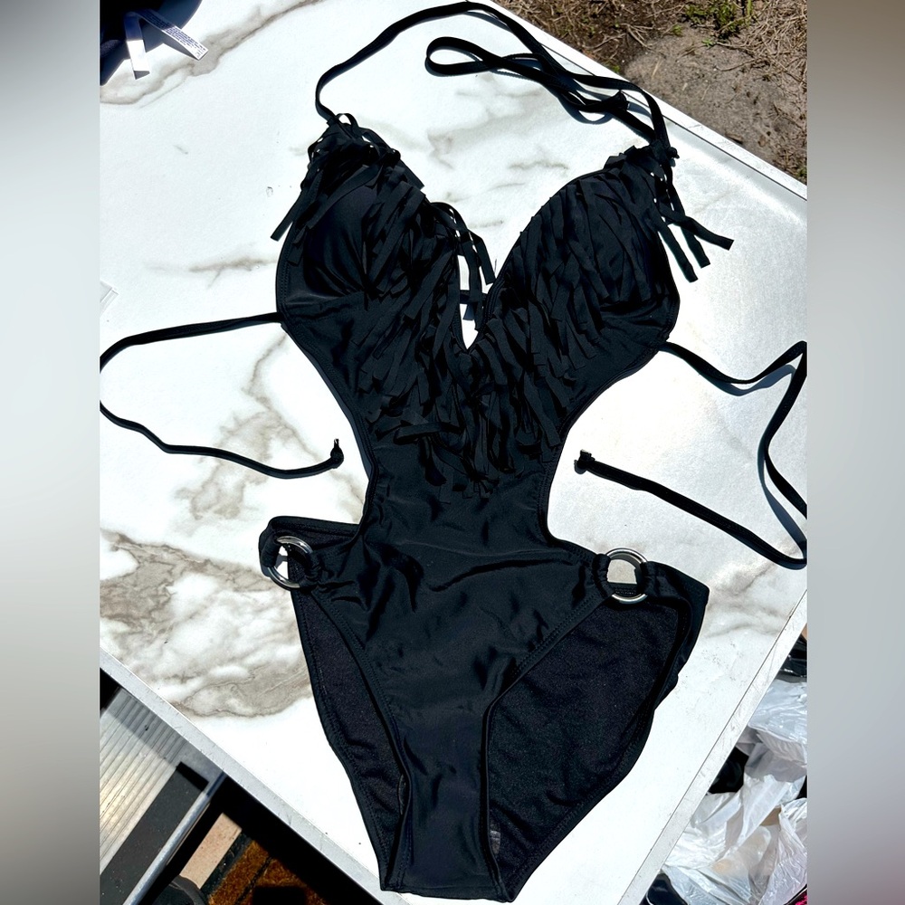 NWT Wet Seal Sexy one piece swimsuit Size Medium